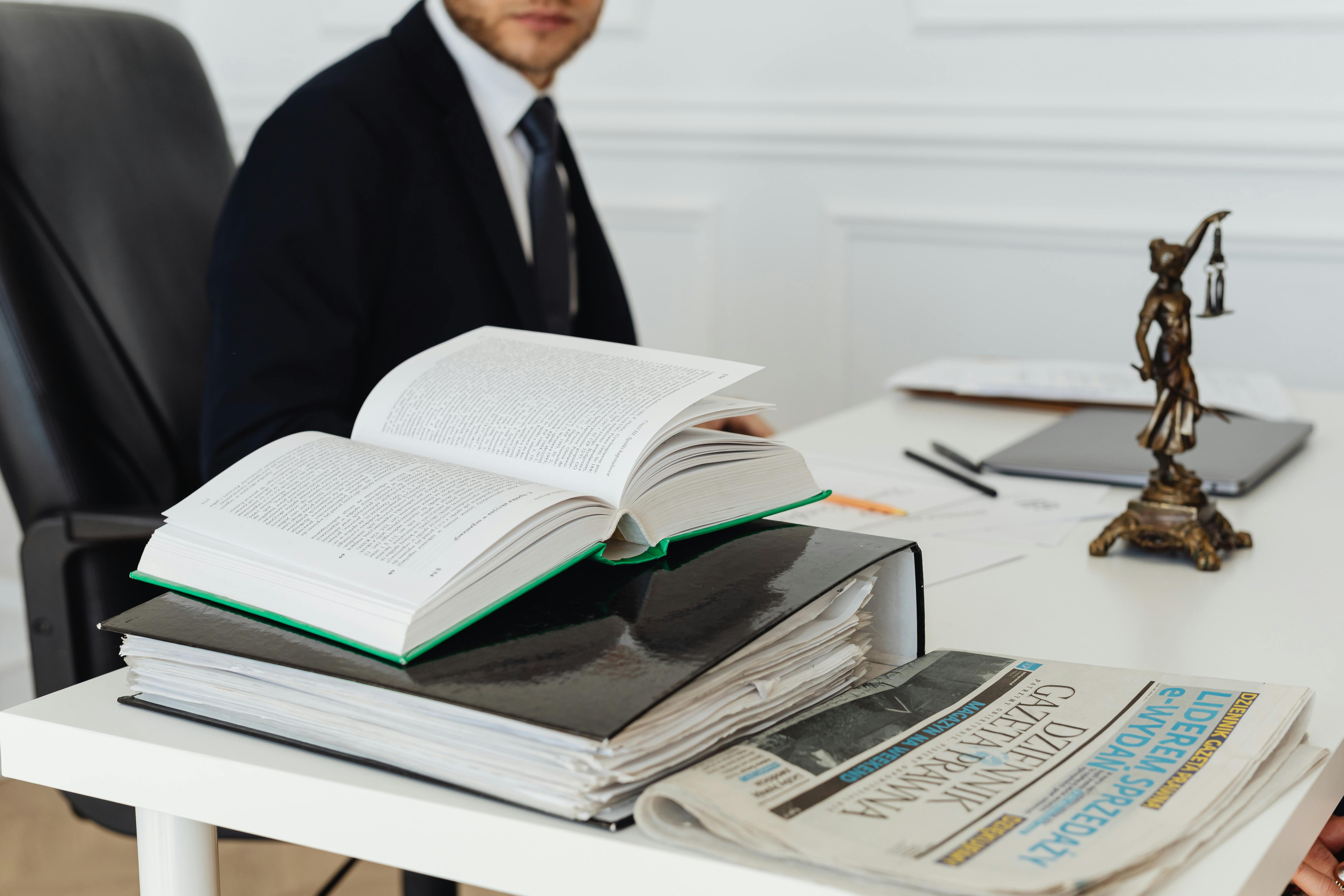 Commercial litigation services